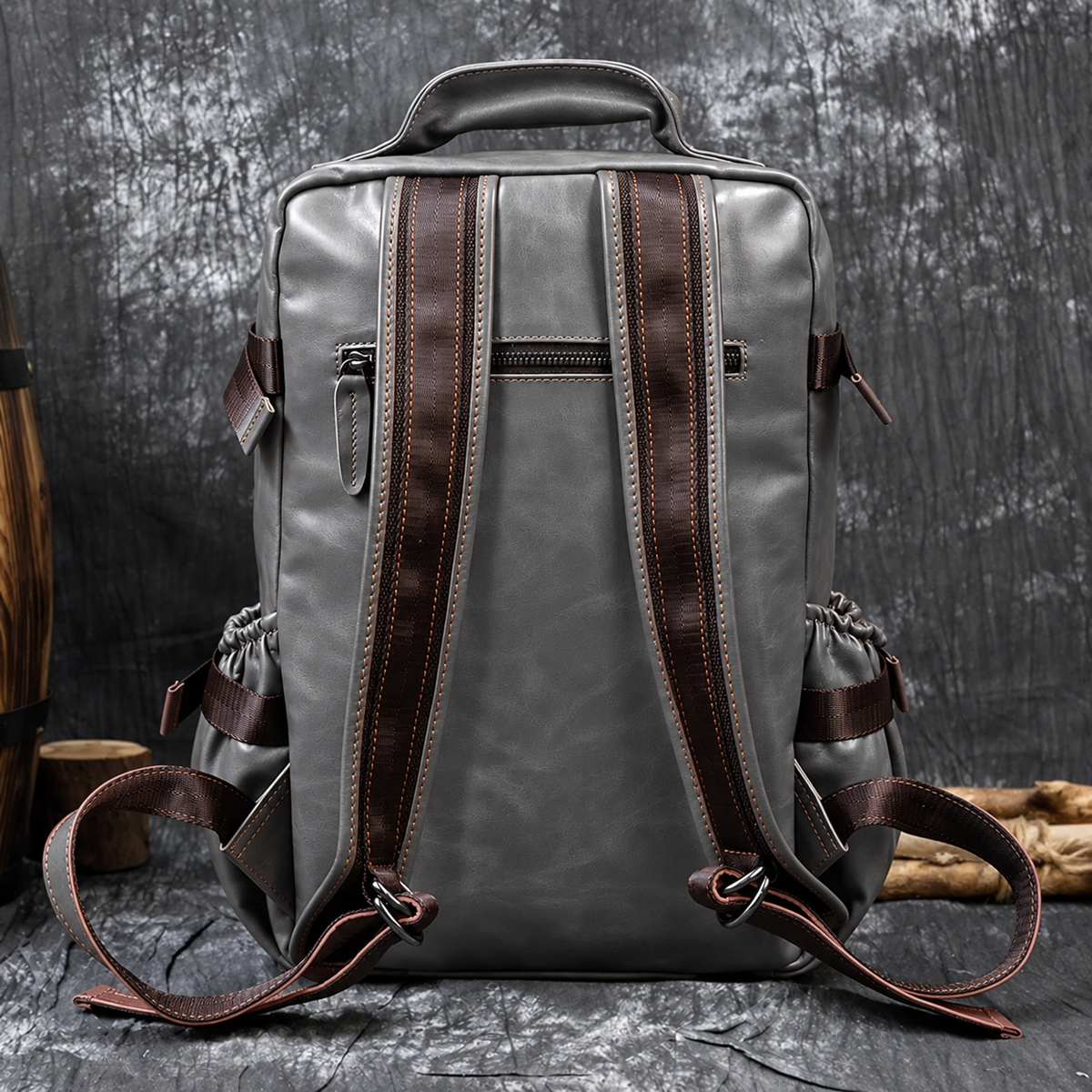 Sac à dos vintage gris aspect cuir – multi-poches